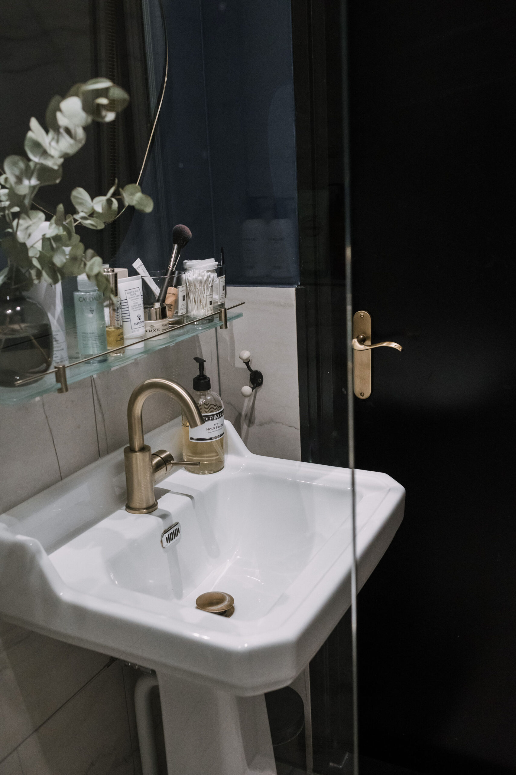 tips voor meer kleur in je badkamer
